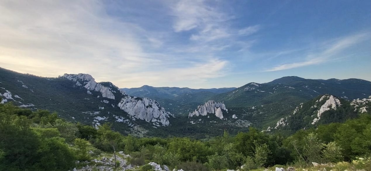 Panoramski pogled na Rujičin kuk